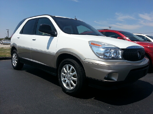 2005 Buick Rendezvous GS 460 Sedan 4D