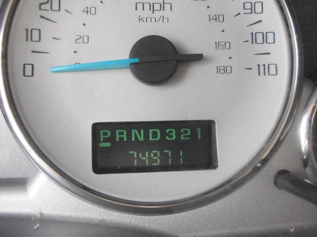 2005 Buick Rendezvous GS 460 Sedan 4D