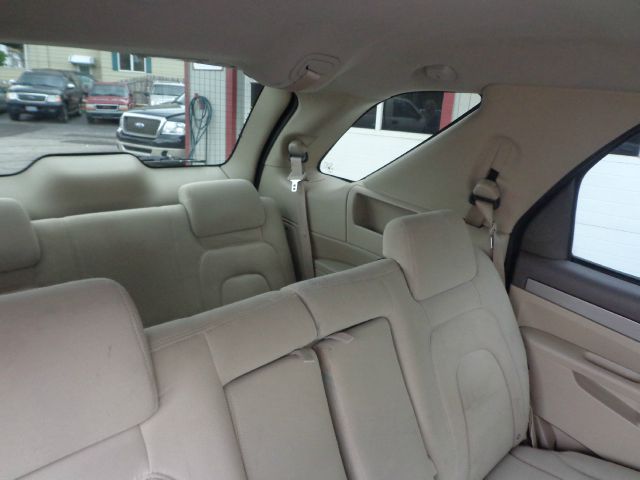 2005 Buick Rendezvous GS 460 Sedan 4D