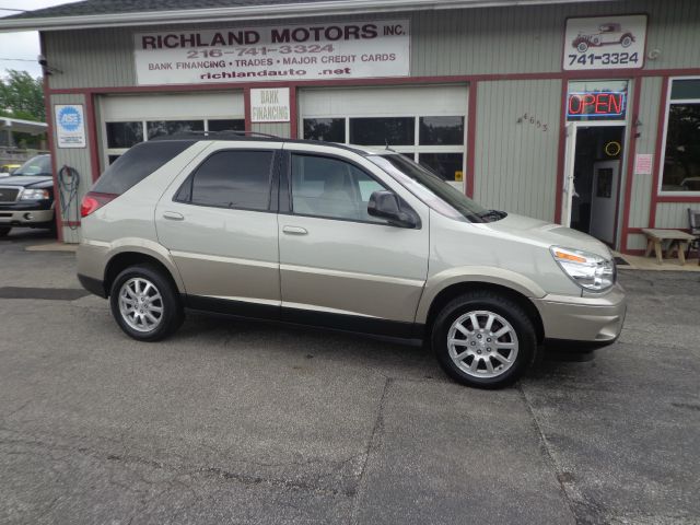 2005 Buick Rendezvous GS 460 Sedan 4D