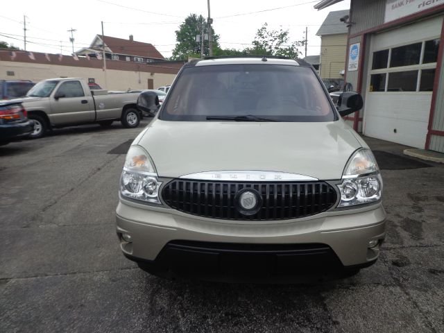 2005 Buick Rendezvous GS 460 Sedan 4D