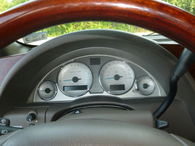 2005 Buick Rendezvous GS 460 Sedan 4D