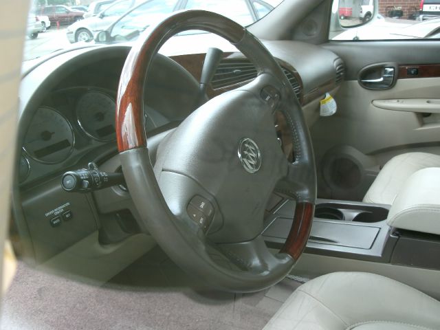 2005 Buick Rendezvous GS 460 Sedan 4D