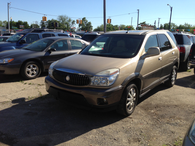2005 Buick Rendezvous GS 460 Sedan 4D