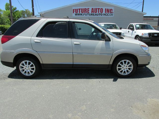 2005 Buick Rendezvous GS 460 Sedan 4D