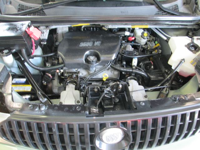 2006 Buick Rendezvous GS 460 Sedan 4D