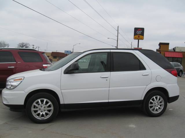 2006 Buick Rendezvous GS 460 Sedan 4D
