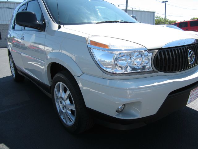 2006 Buick Rendezvous GS 460 Sedan 4D