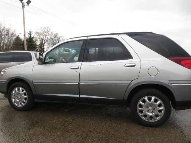 2006 Buick Rendezvous GS 460 Sedan 4D