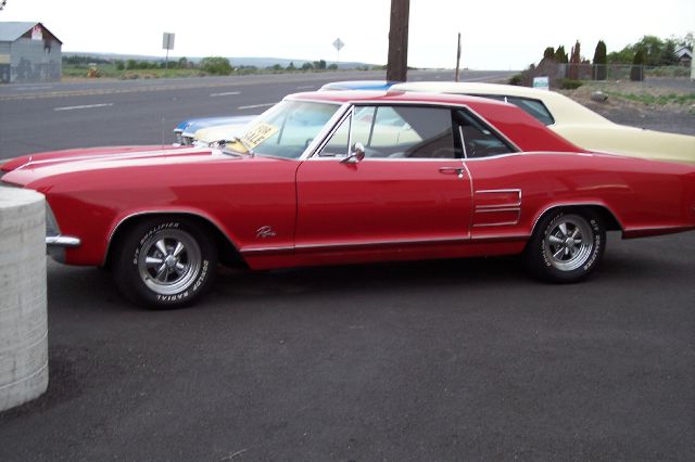 1963 Buick Riviera Unknown