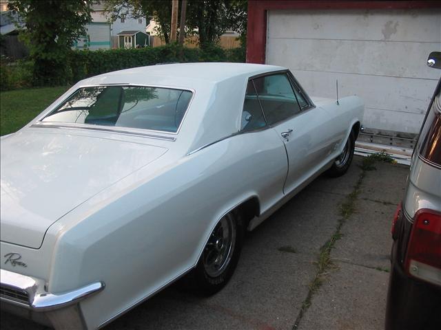 1965 Buick Riviera Unknown