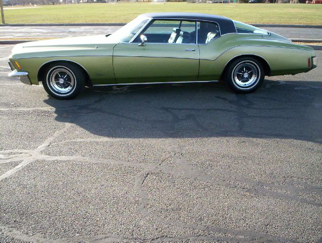 1971 Buick Riviera AWD, Ground Effects