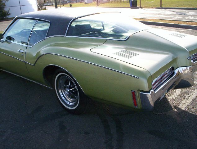 1971 Buick Riviera AWD, Ground Effects