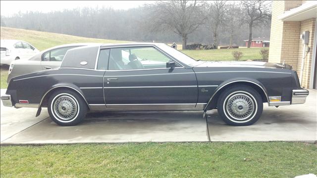 1985 Buick Riviera Base