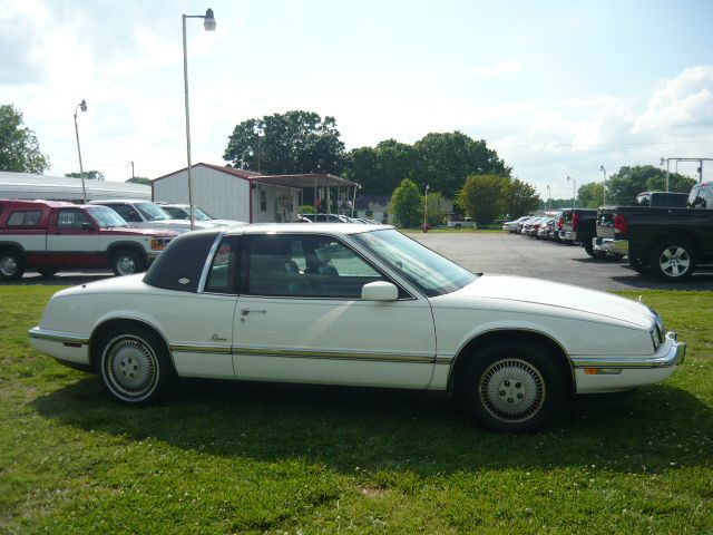 1992 Buick Riviera GT Premium