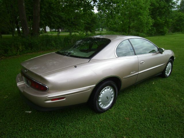 1995 Buick Riviera GT Premium