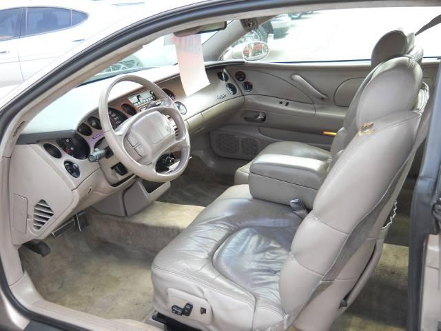 1995 Buick Riviera Unknown