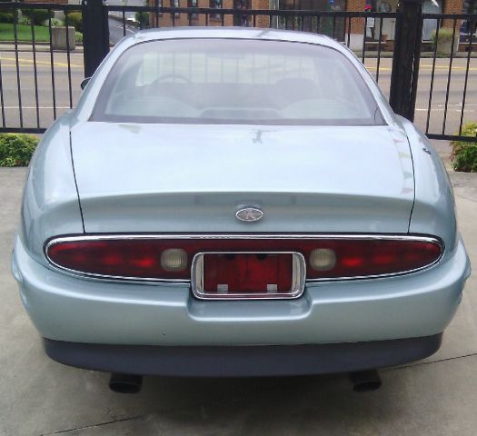 1996 Buick Riviera GT Premium