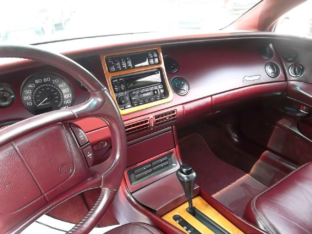 1996 Buick Riviera GT Premium