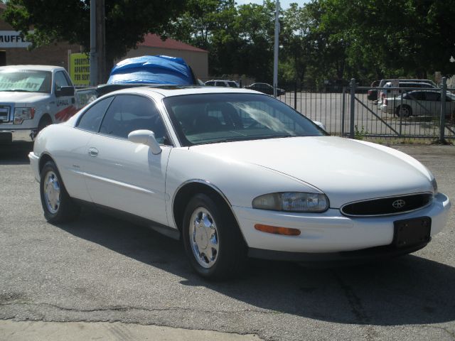 1997 Buick Riviera GT Premium