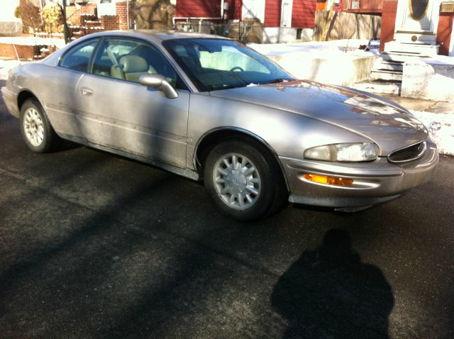 1997 Buick Riviera GT Premium