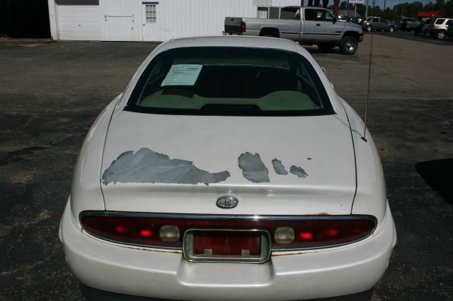 1997 Buick Riviera GT Premium