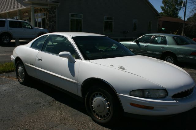 1997 Buick Riviera GT Premium