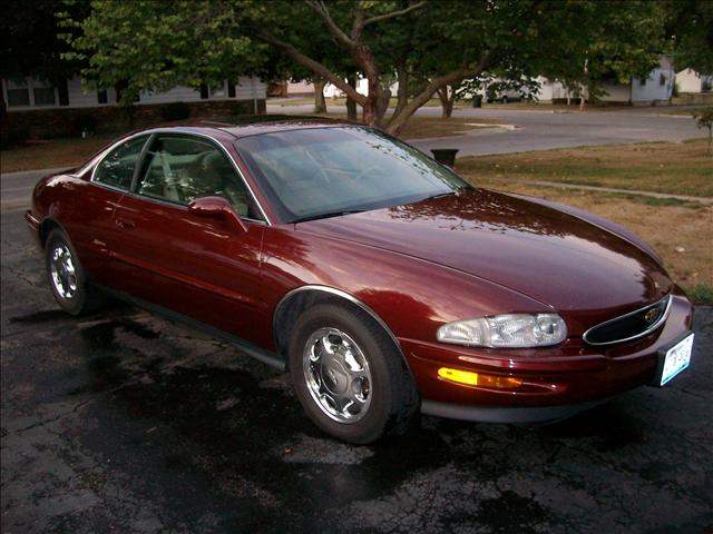 1998 Buick Riviera Unknown