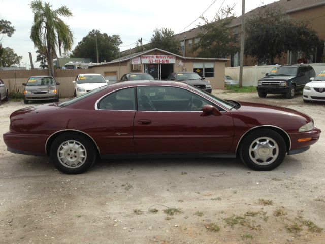 1998 Buick Riviera GT Premium