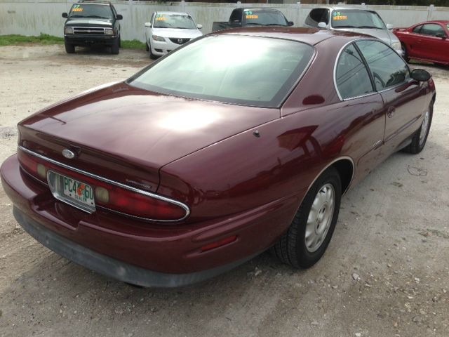 1998 Buick Riviera GT Premium