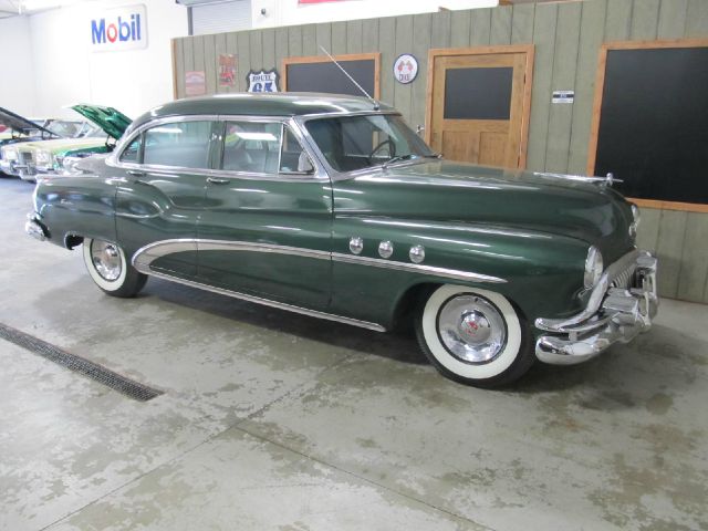 1952 Buick Roadmaster Ext Cab 141.5 WB