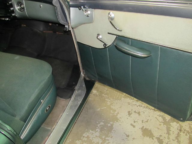 1952 Buick Roadmaster Ext Cab 141.5 WB