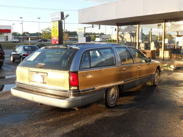 1992 Buick Roadmaster Denali Pickup 4D 5 3/4 Ft