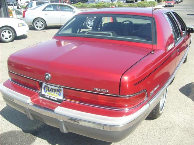 1993 Buick Roadmaster SLT 25