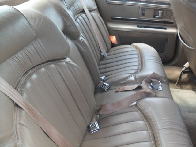 1994 Buick Roadmaster Base
