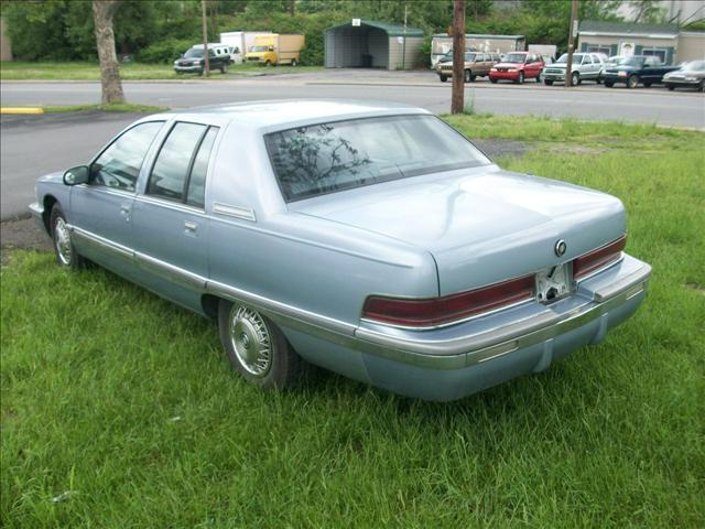 1995 Buick Roadmaster Base