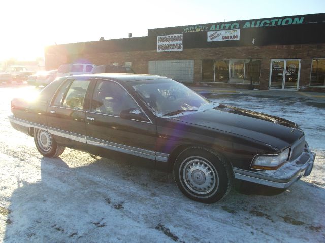 1996 Buick Roadmaster SLT 25