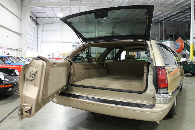 1996 Buick Roadmaster SXT