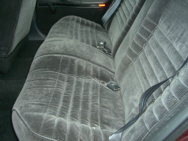 1993 Buick Skylark SLE 2WD Coupe