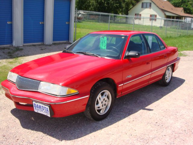 1995 Buick Skylark SLE 2WD Coupe