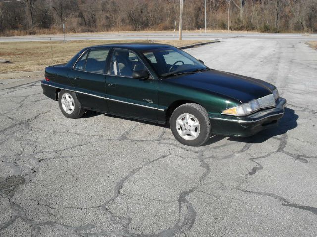 1995 Buick Skylark SLE 2WD Coupe