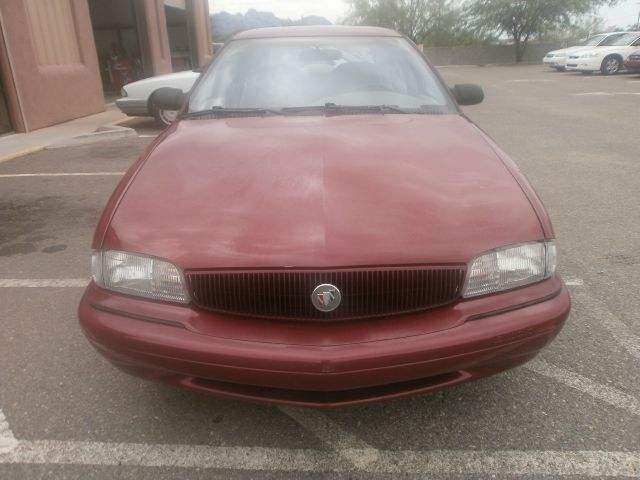 1996 Buick Skylark SLE 2WD Coupe
