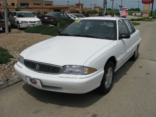 1997 Buick Skylark SLE 2WD Coupe
