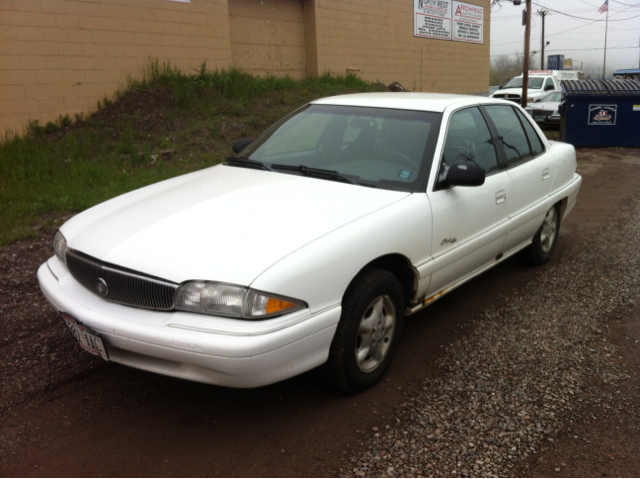 1998 Buick Skylark 14 Box MPR