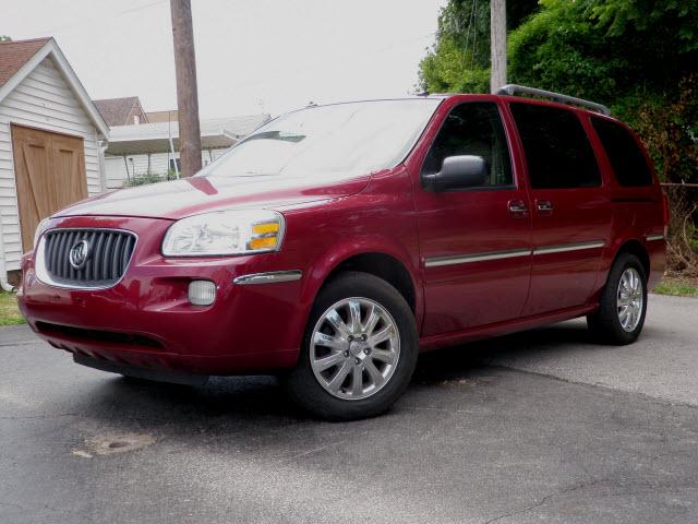 2005 Buick Terraza All The Whistlesbells