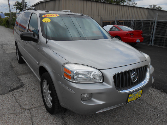 2005 Buick Terraza All The Whistlesbells