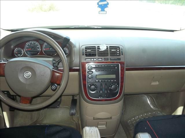 2005 Buick Terraza GS 460 Sedan 4D
