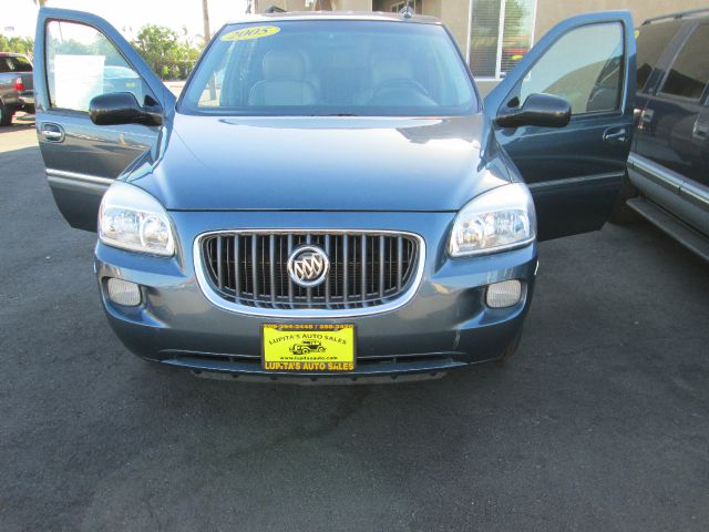 2005 Buick Terraza GS 460 Sedan 4D