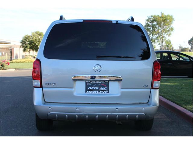 2005 Buick Terraza All The Whistlesbells