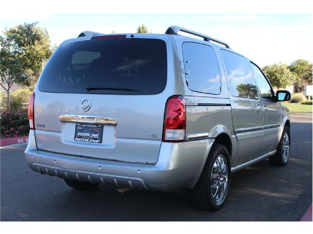 2005 Buick Terraza All The Whistlesbells